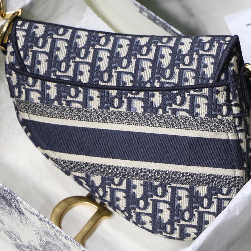 Dior Saddle Bag — view 4