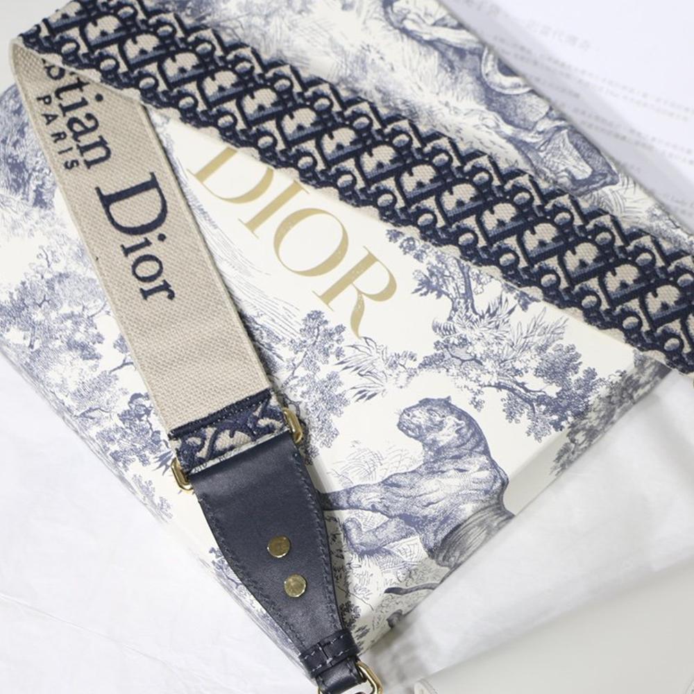 Medium Dior Bobby Bag — view 8