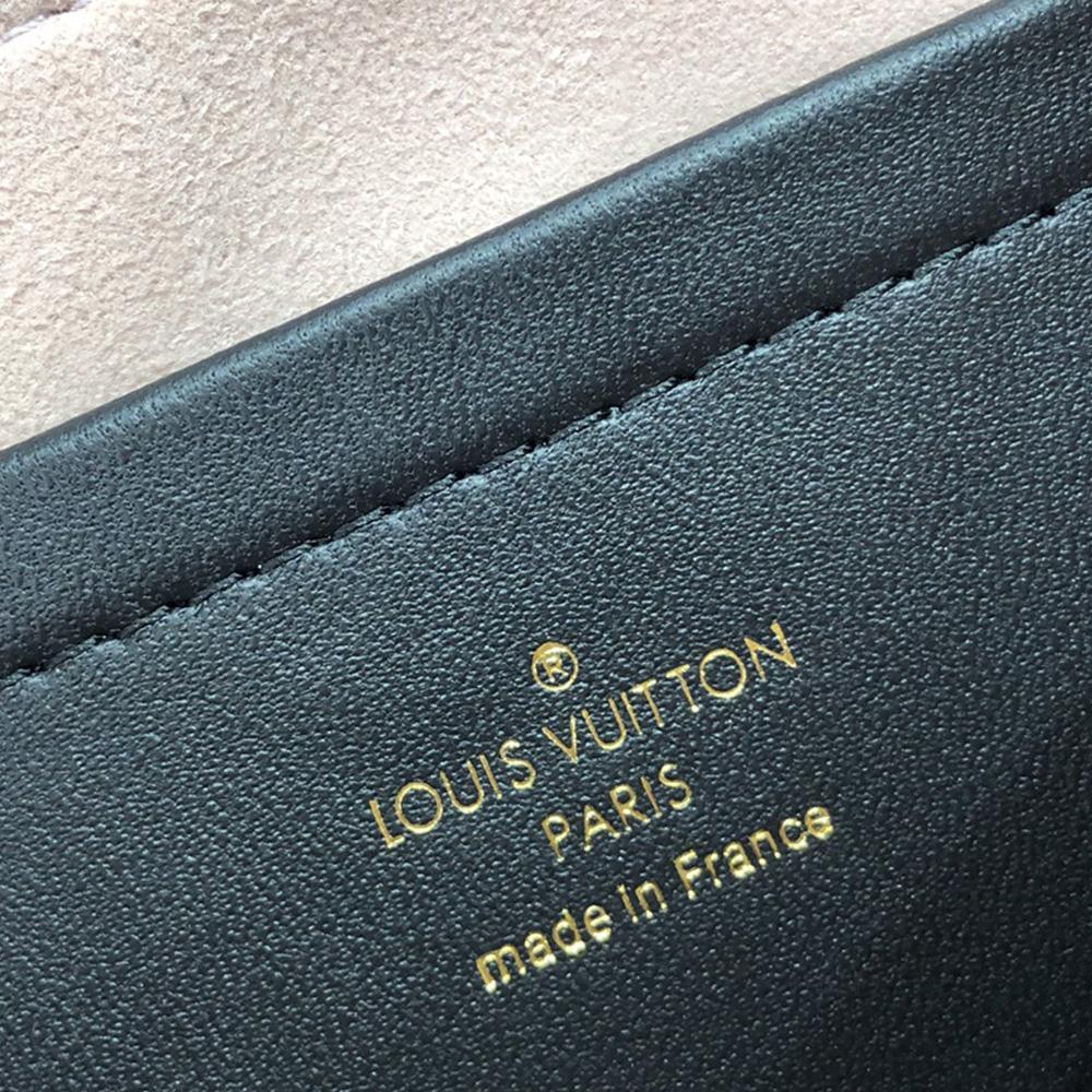 Louis Vuitton Pochette Coussin — view 9
