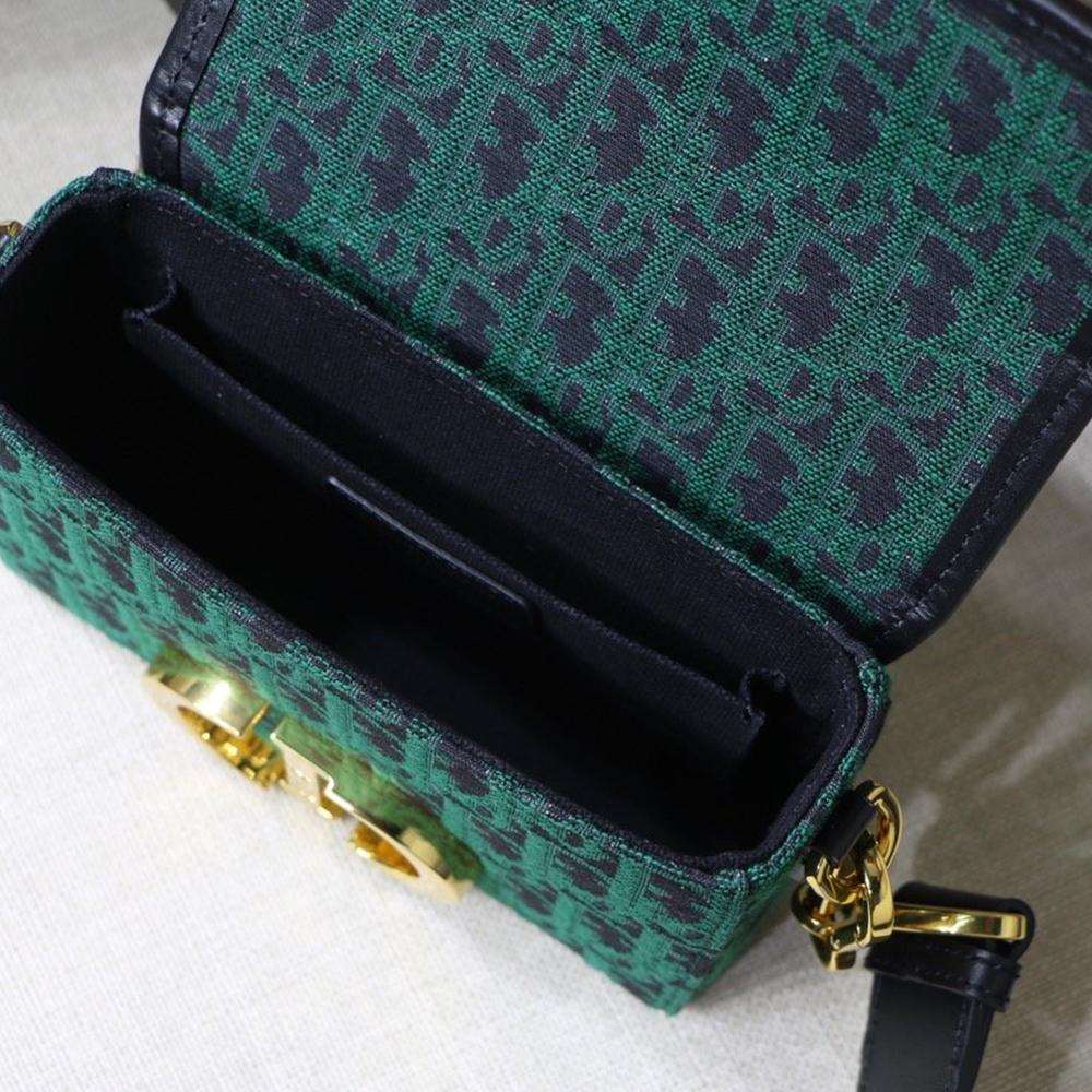 Dior 30 Montaigne Flap Bag — view 7