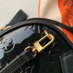 Louis Vuitton Belt Bag — view 8