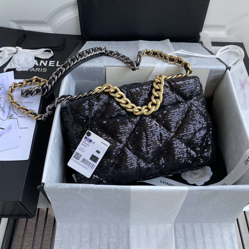 Chanel 19 Sequin Flap Bag Black — view 3