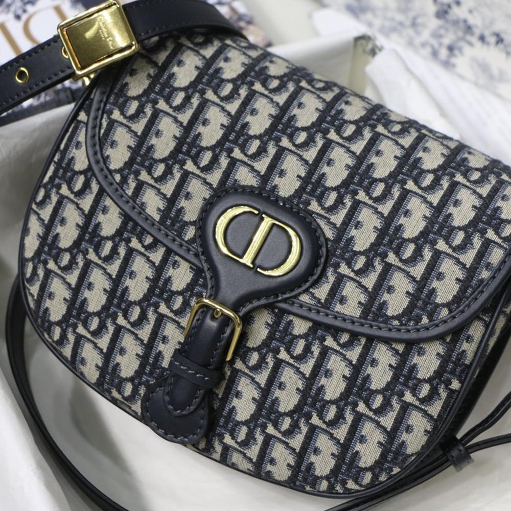 Medium Dior Bobby Bag — view 2