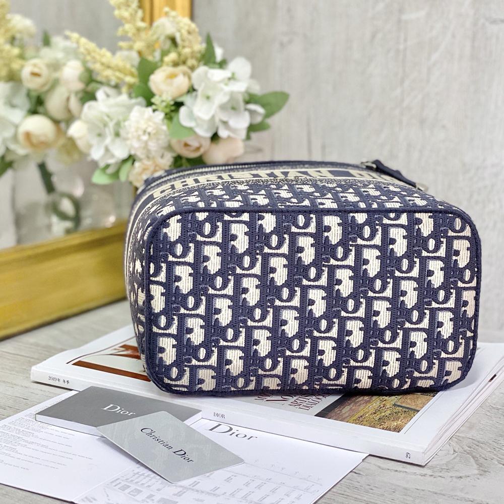 DiorTravel Vanity Case — view 5