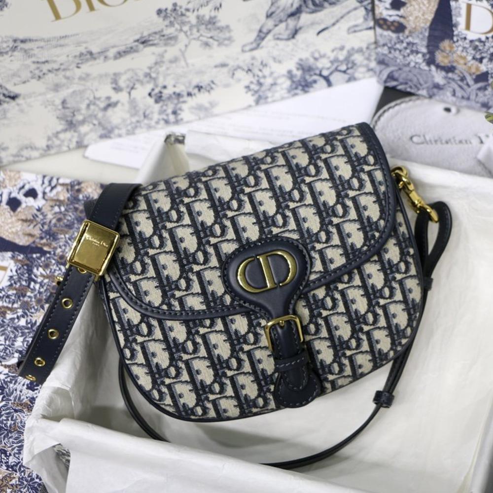 Medium Dior Bobby Bag — view 1