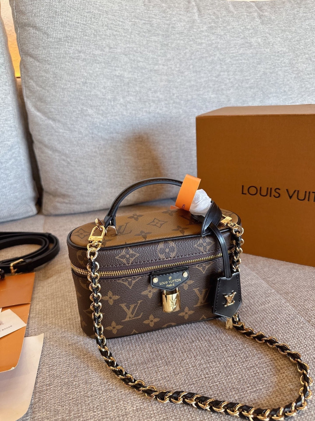 Serenityll 2001121 LV Bag 19cm — view 2