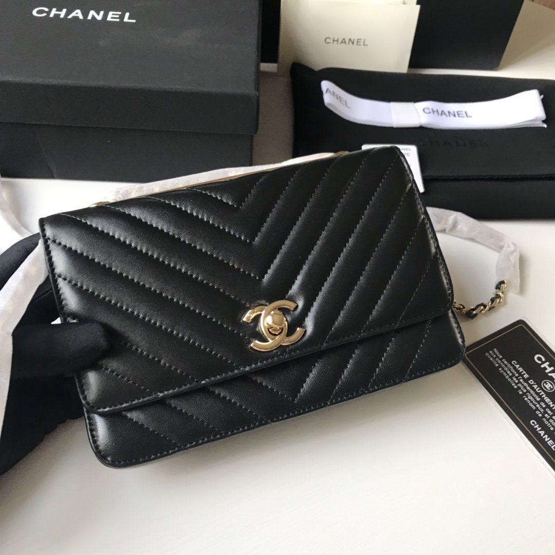 Chanel Wallet — view 1