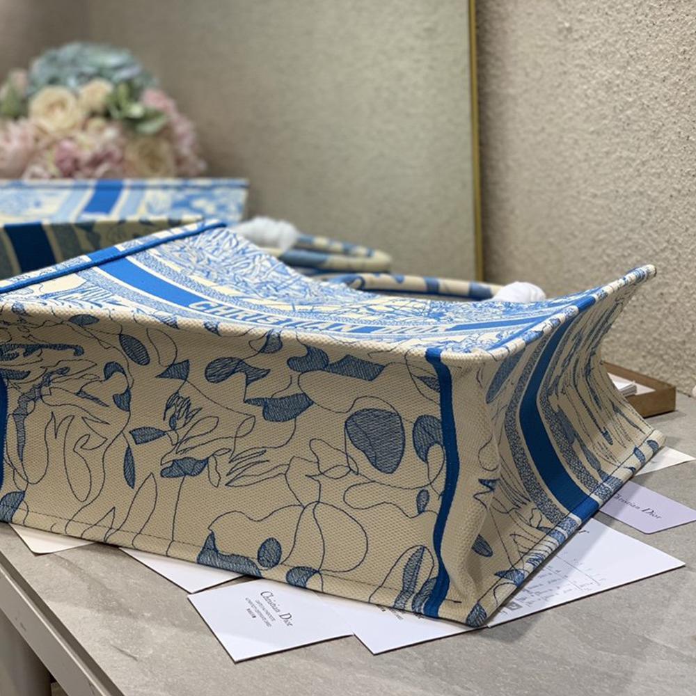 Dior Book Tote — view 4