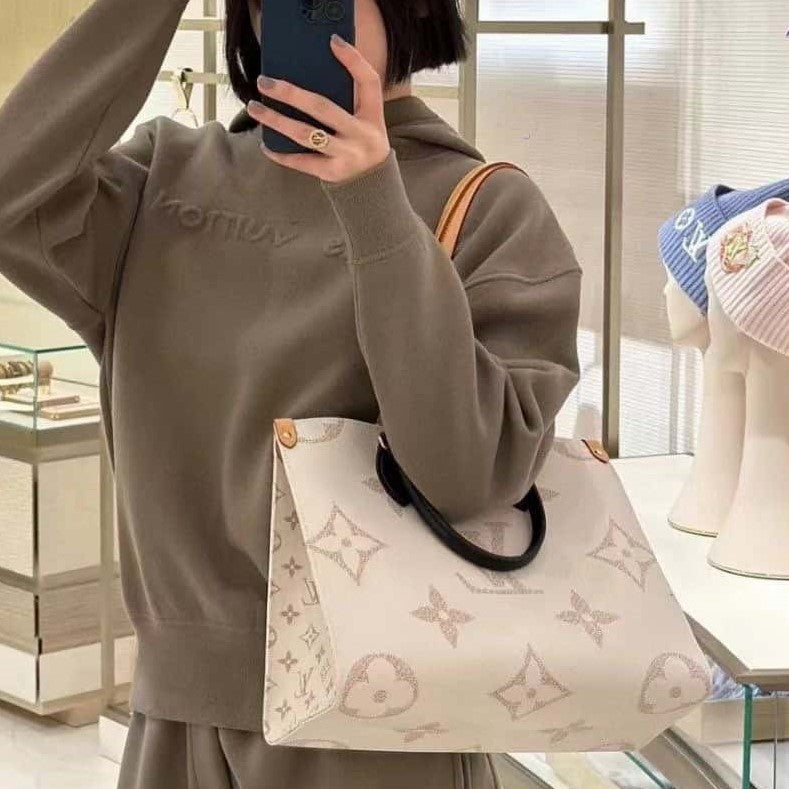 Louis Vuitton OnTheGo MM Tote Bag Monogram Dune Cruise — view 2