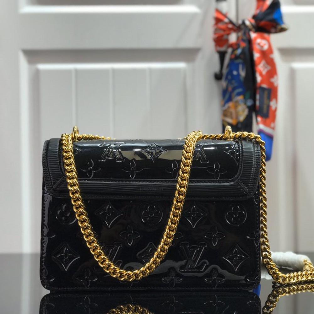 LV Wynwood Handbag — view 3
