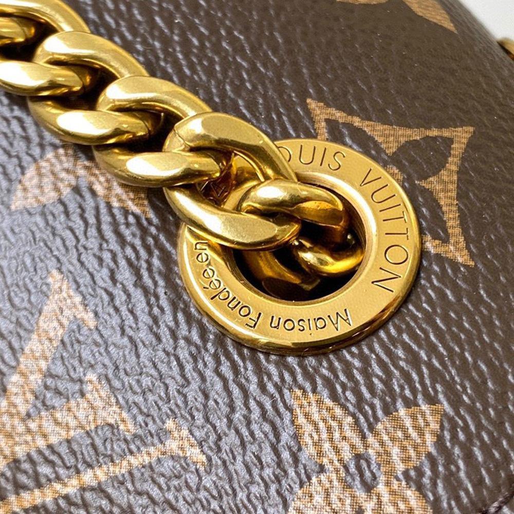 Louis Vuitton Passy Handbag — view 10