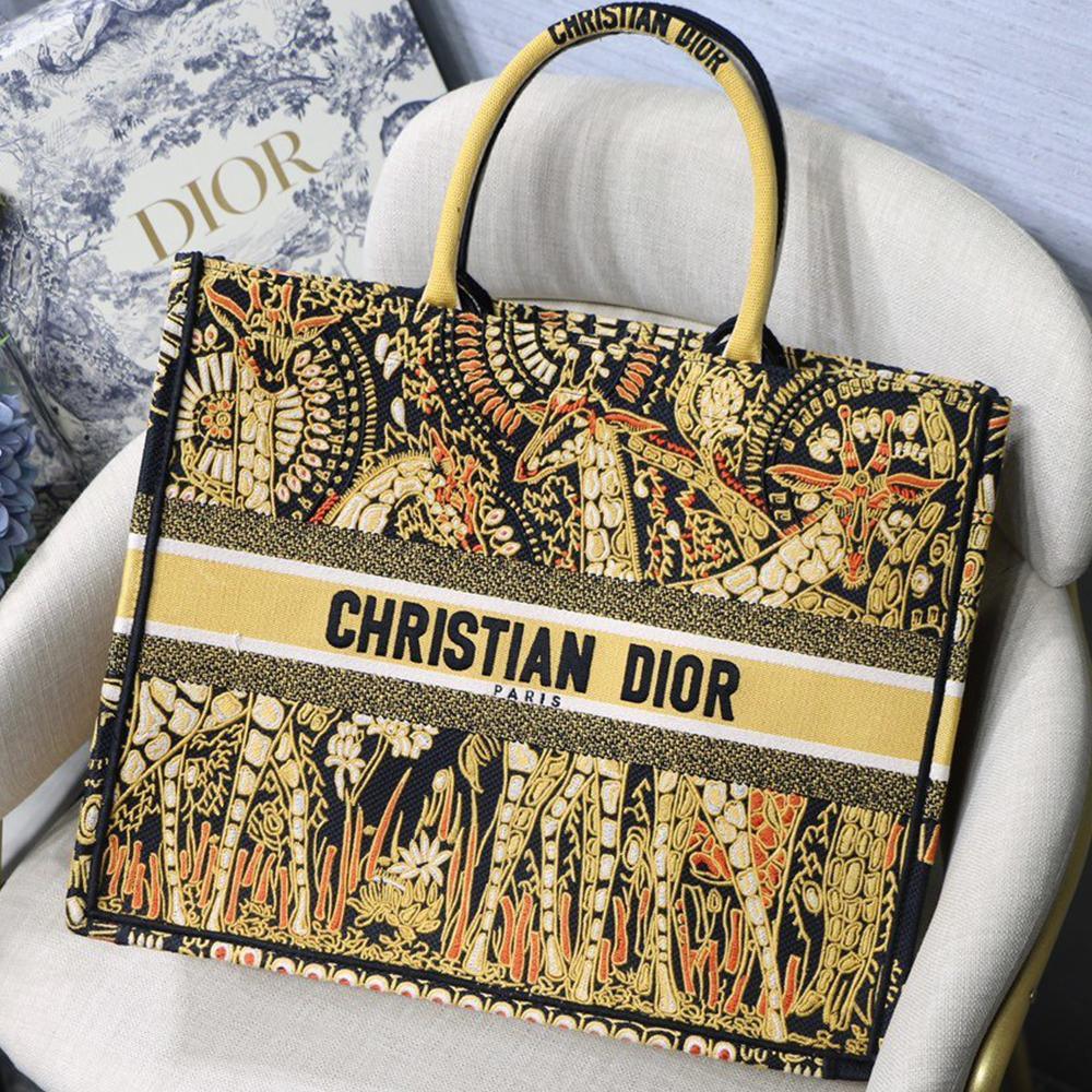 Dior Book Tote — view 1