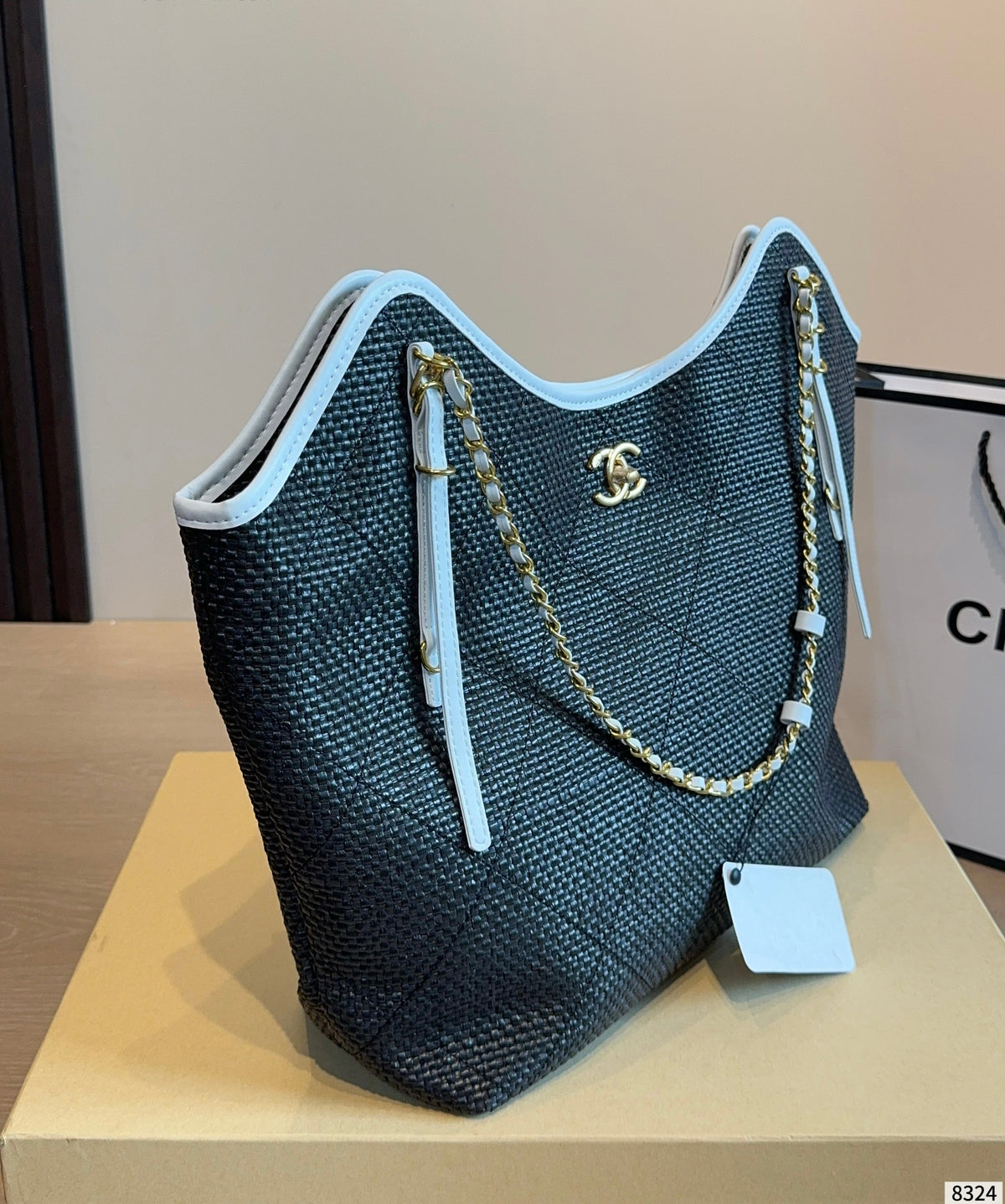 Serenityll 2001110 Chanel Bag — view 3