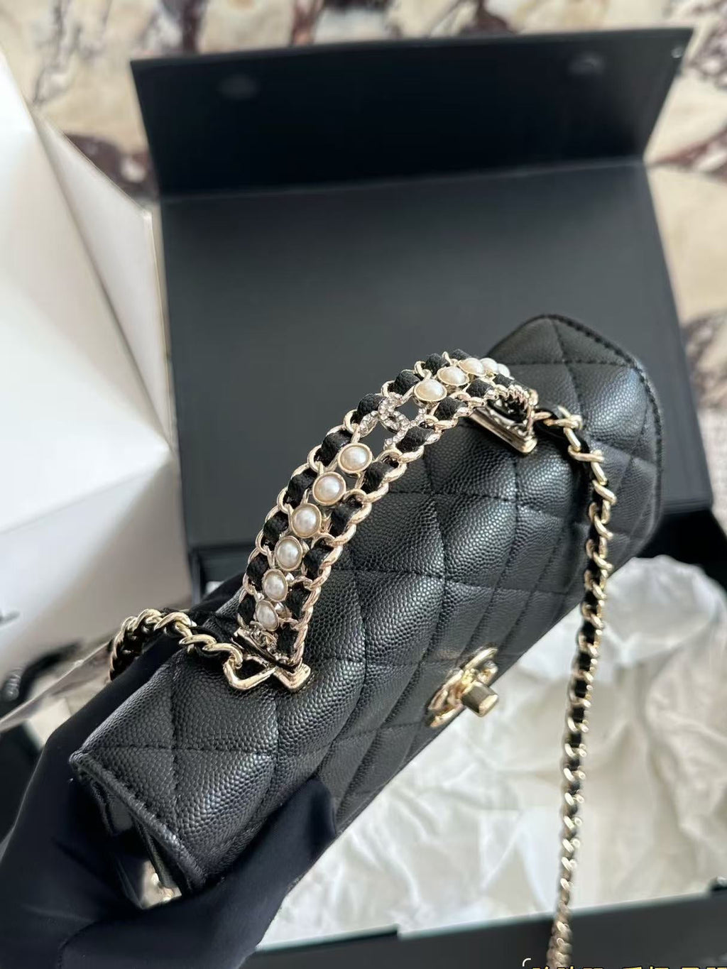Serenityll 200104 Chanel Bag — view 2