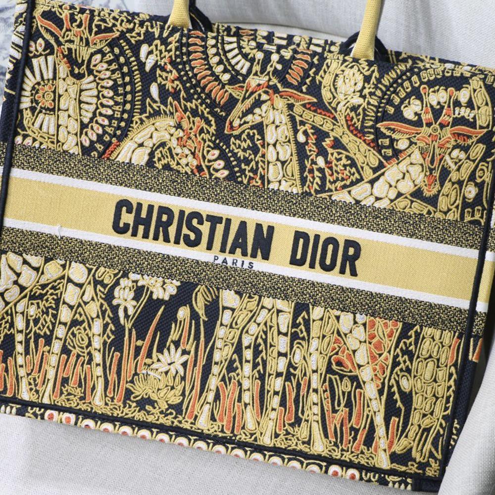 Dior Book Tote — view 2