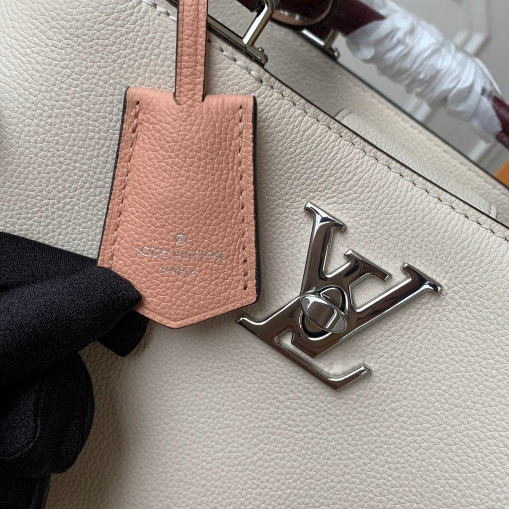 Louis Vuitton Lockme Day Bag — view 7