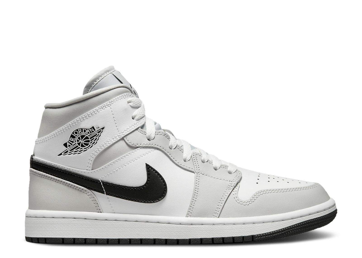 Air Jordan 1 Mid ¡®Grey Fog¡¯ Unfading Sneaker — view 1