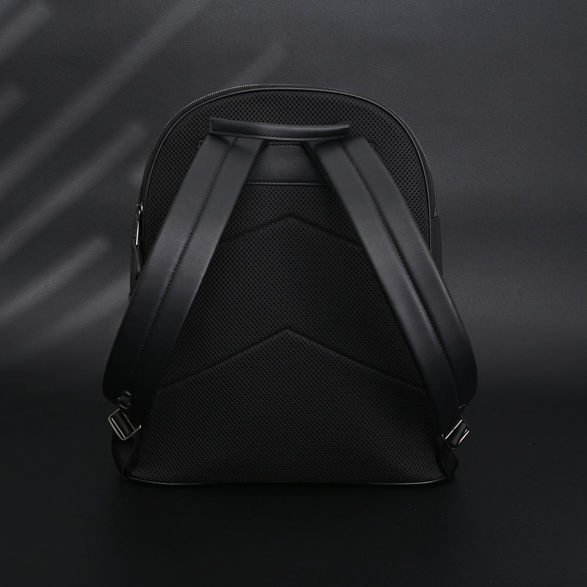 Coach West Backpack – Signature Canvas in Black/Grey - Black/Grey Monogram Pattern — view 7