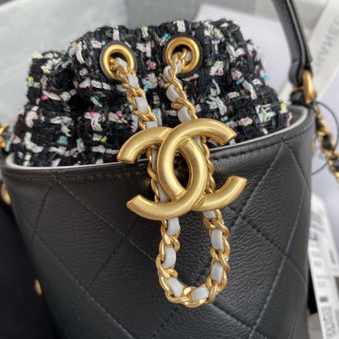 Chanel 2020 Tweed Soul Bucket Bag Black — view 6