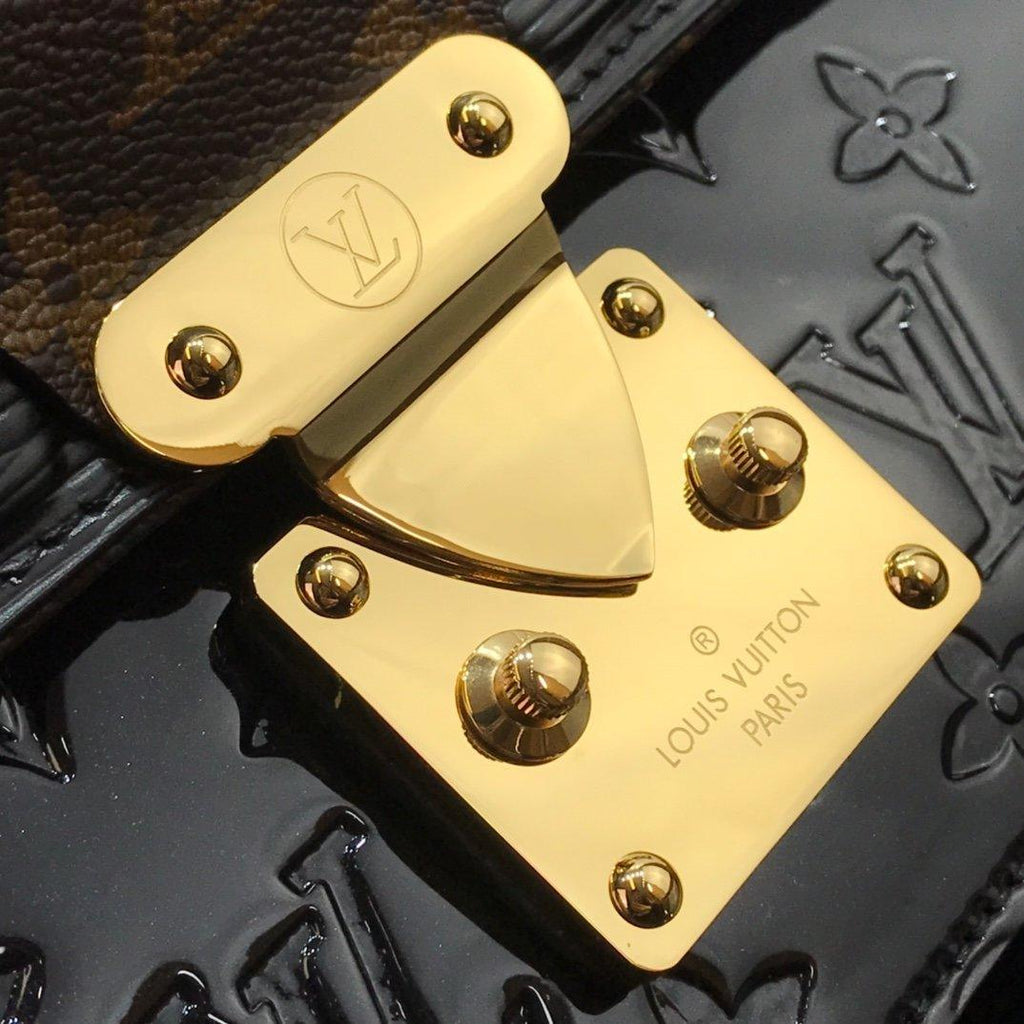 LV Wynwood Handbag — view 8