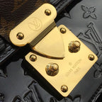 LV Wynwood Handbag — view 8