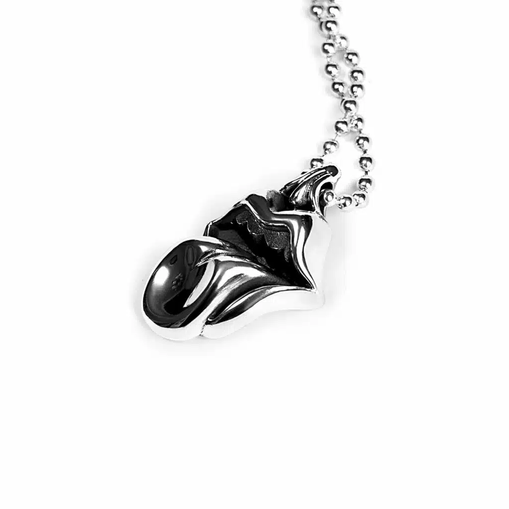 Chrome Hearts ROLLING STONES LIP & TONGUE PENDANT — view 3