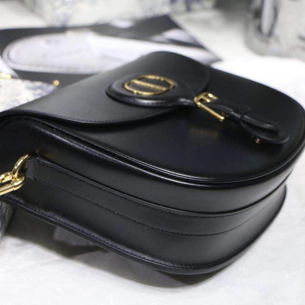 Medium Dior Bobby Bag — view 3