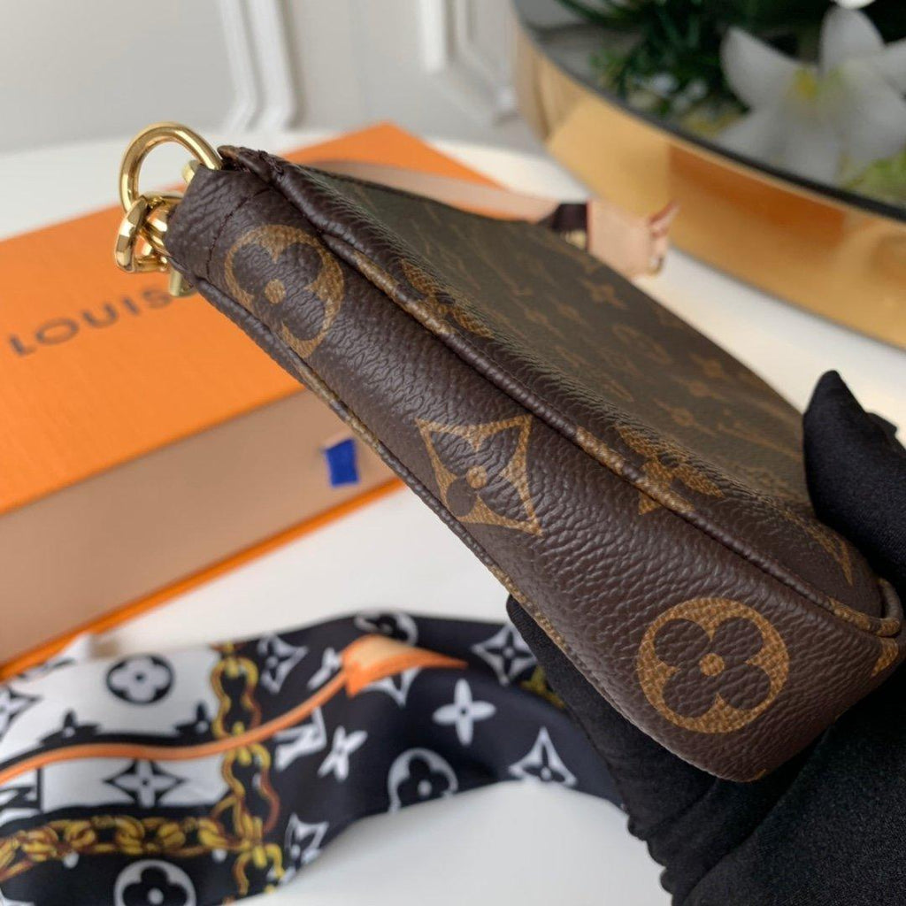 Louis Vuitton Pochette Accessoires — view 4