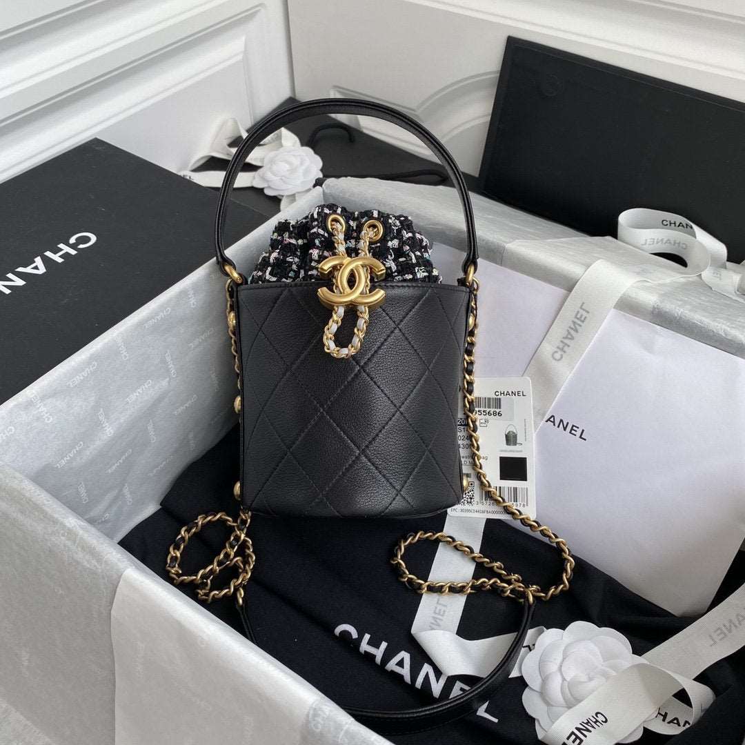 Chanel 2020 Tweed Soul Bucket Bag Black — view 1