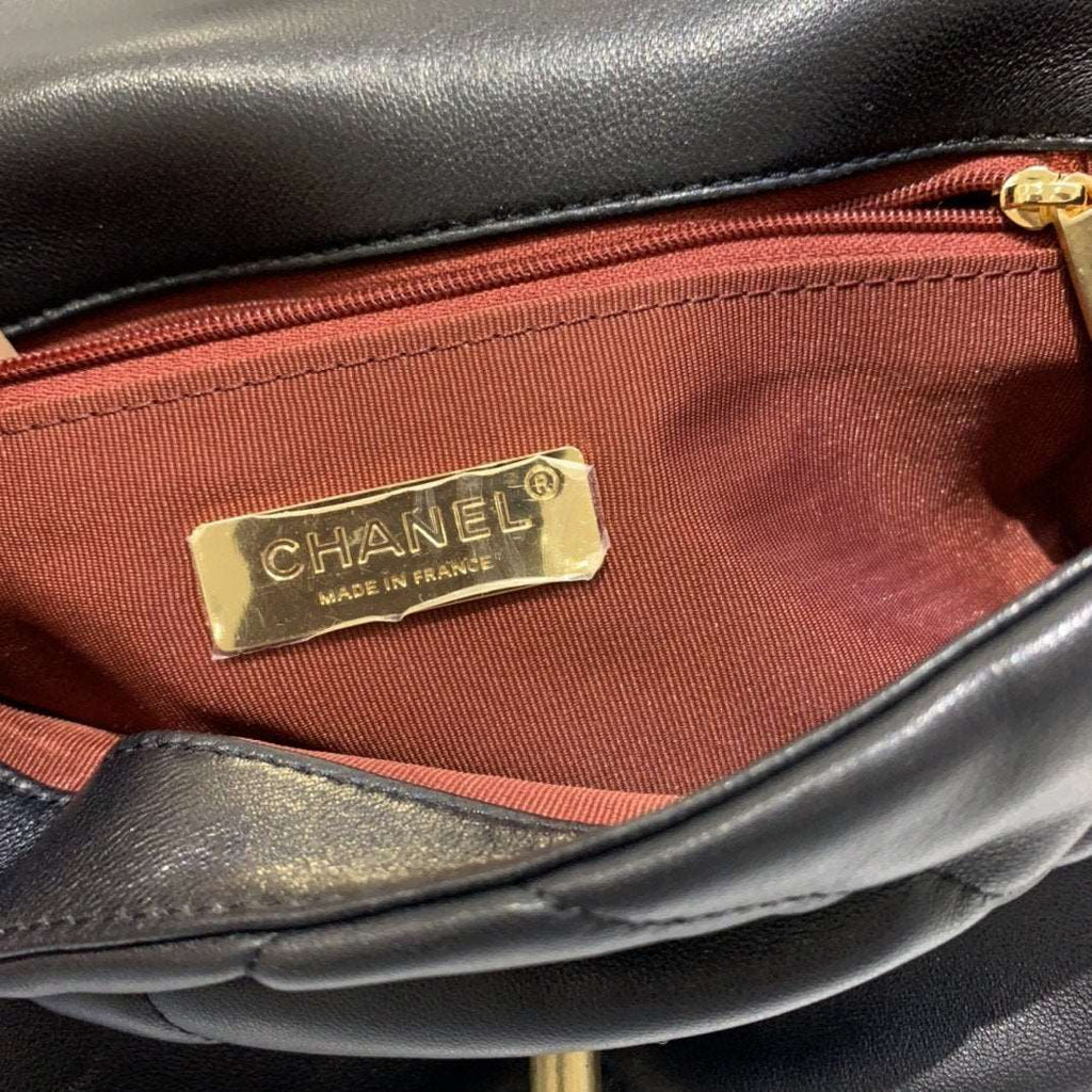 Chanel 19 Small Flap Bag Black — view 7