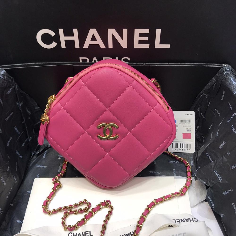 Chanel Lambskin Diamond Cut Pink Bag - Soft Pink — view 1
