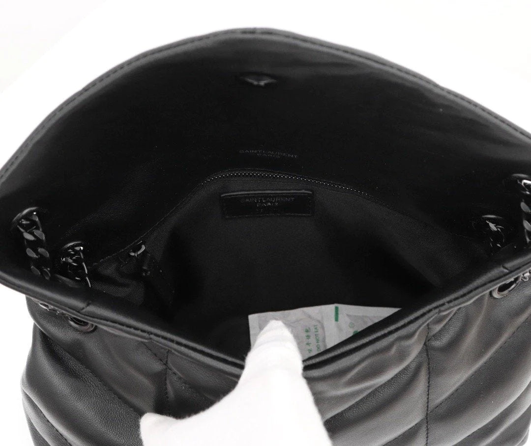 Saint Laurent Loulou Shoulder Bag - Black — view 8