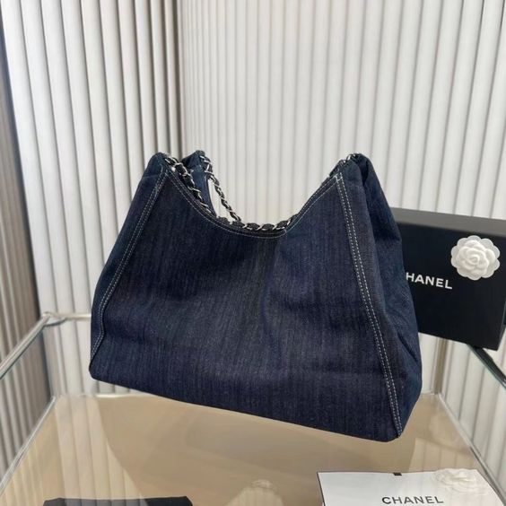 YSL Large Capacity Denim Tote Bag - Demin — view 5