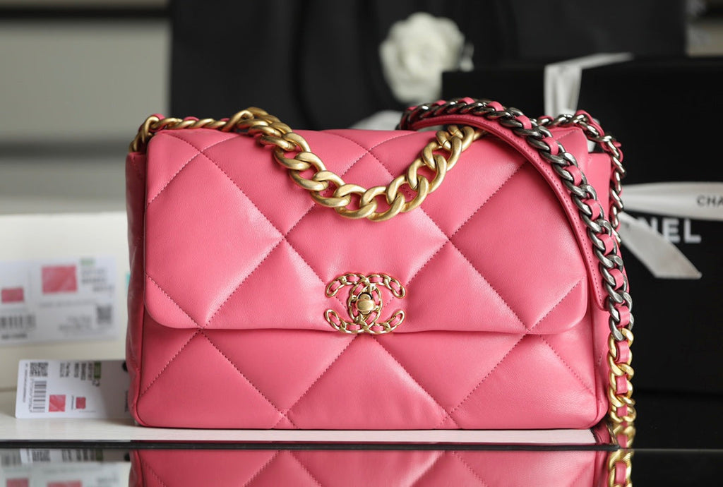 Chanel 19 Flap Bag Medium Pink - 30cm — view 6