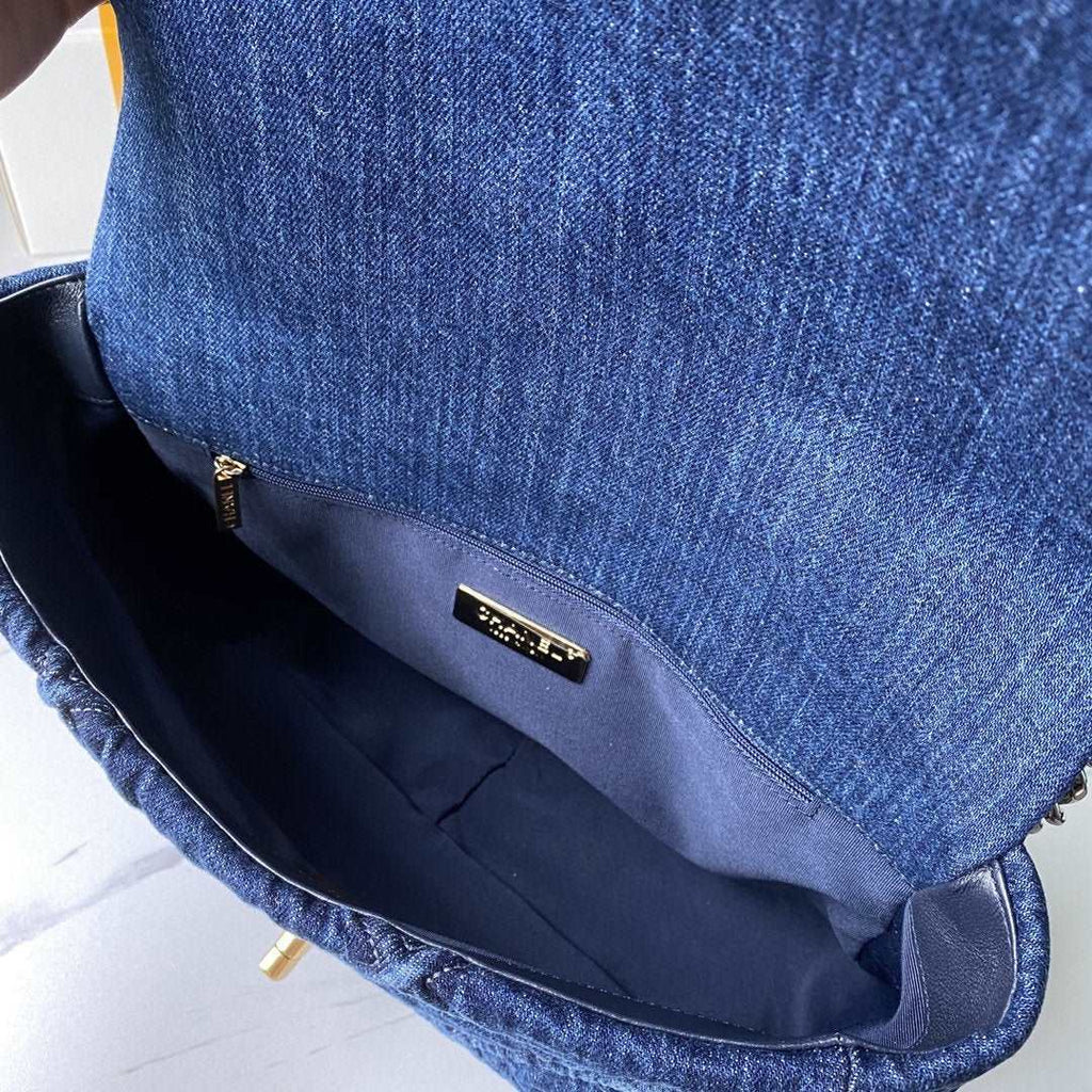 Chanel 19 Denim Large Flap Bag — view 7