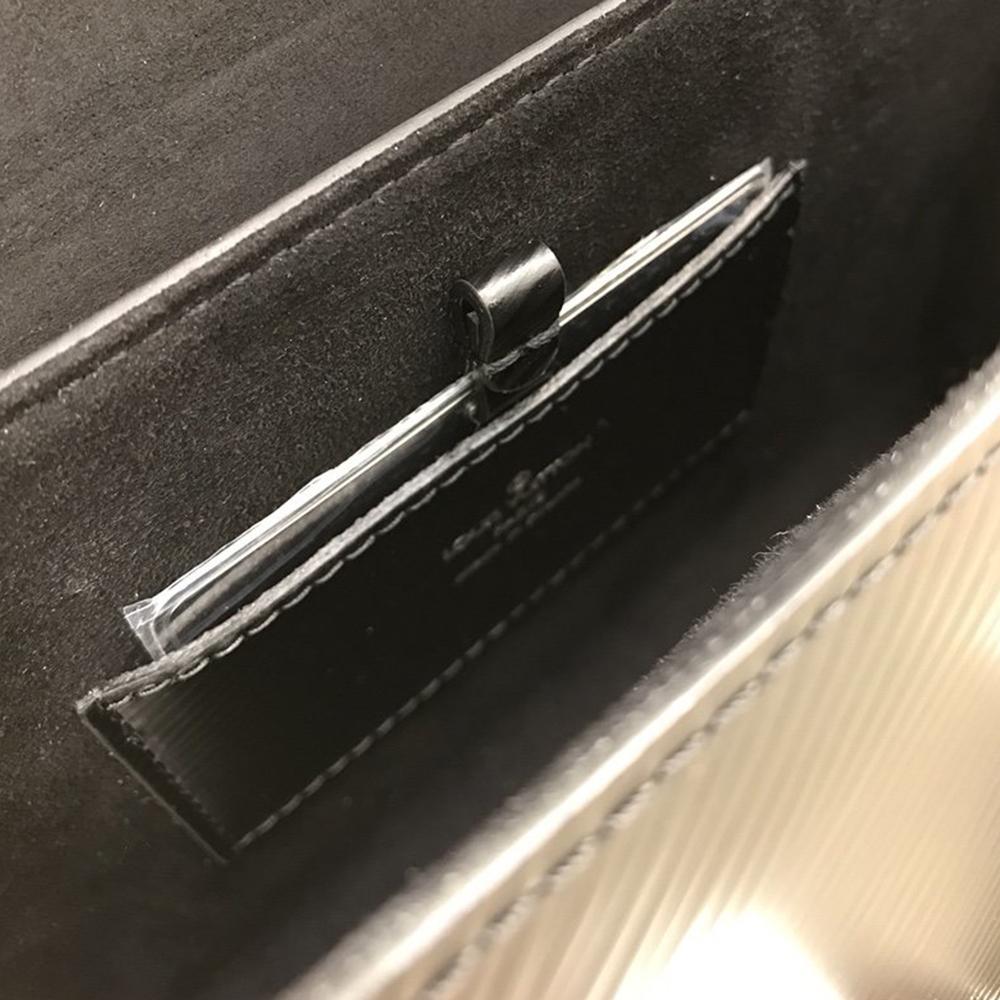 Louis Vuitton Twist MM Handbag — view 5