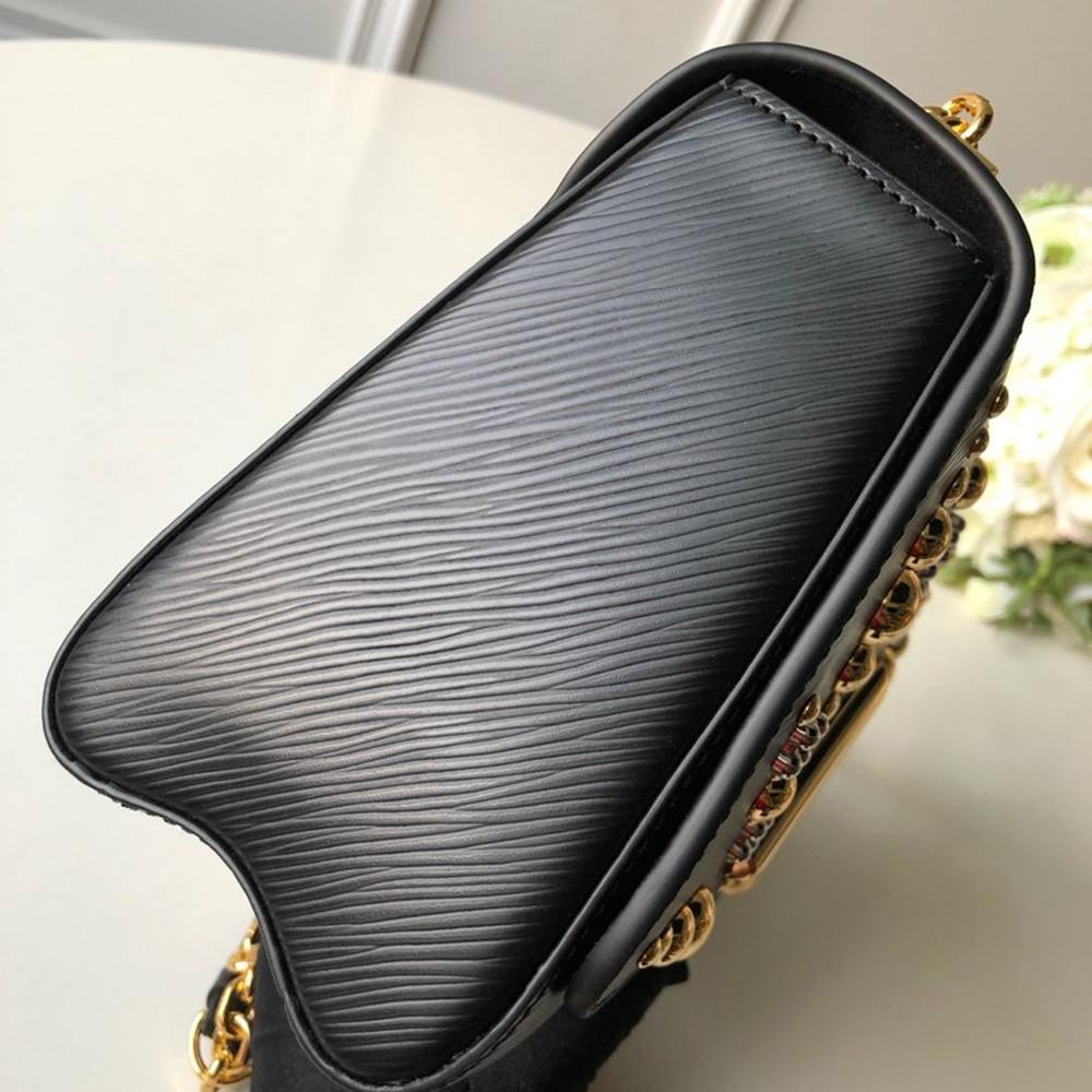 Louis Vuitton Twist MM Shoulder Bag — view 5