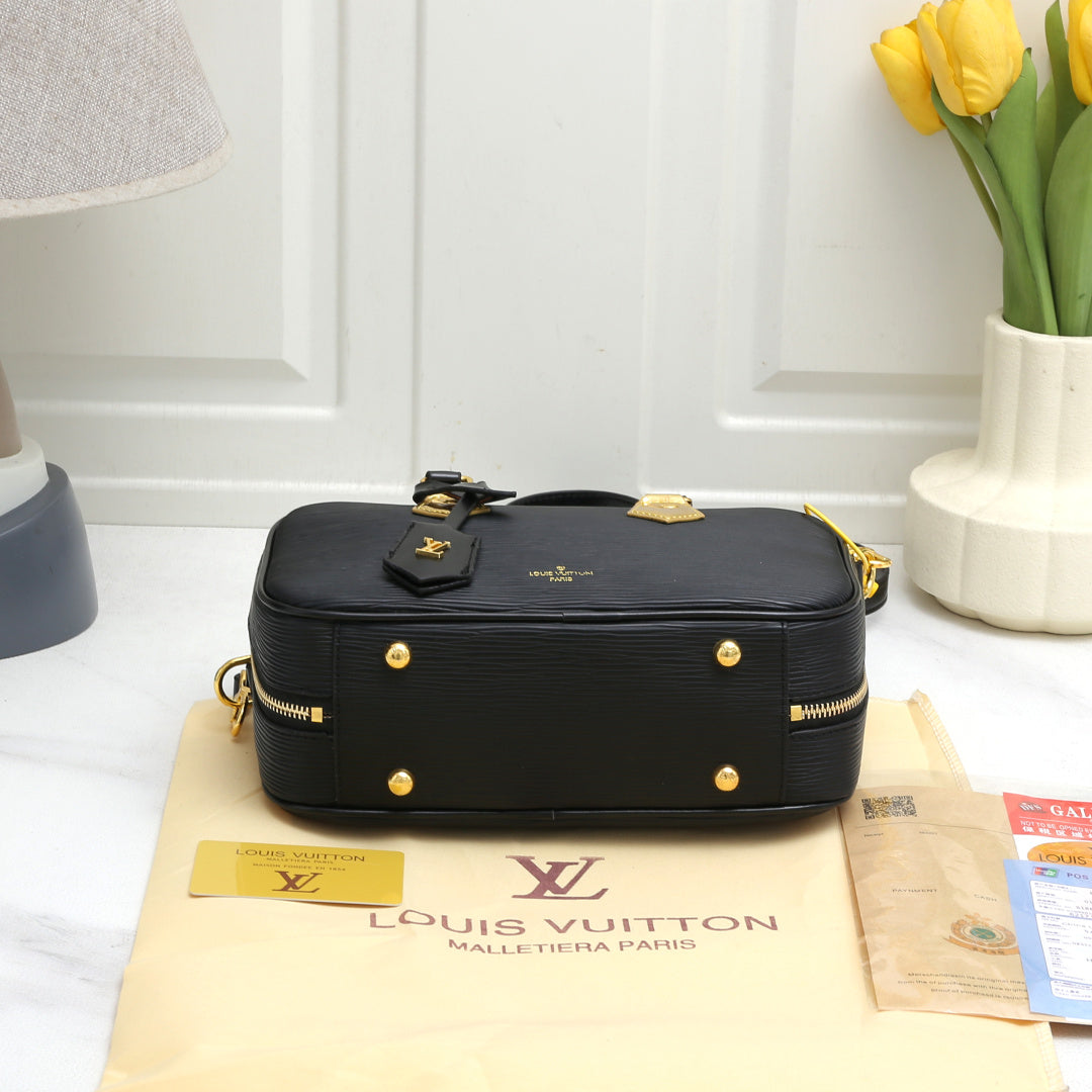 Louis Vuitton LV Trend Tote Bag Black — view 3