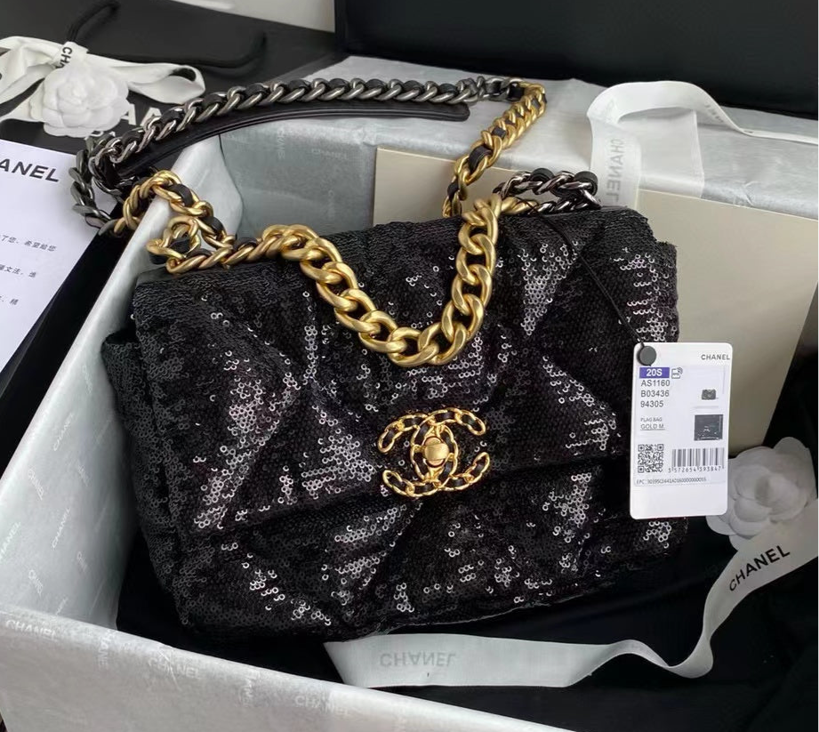 Chanel Sequin 19 Flap Bag Black — view 3