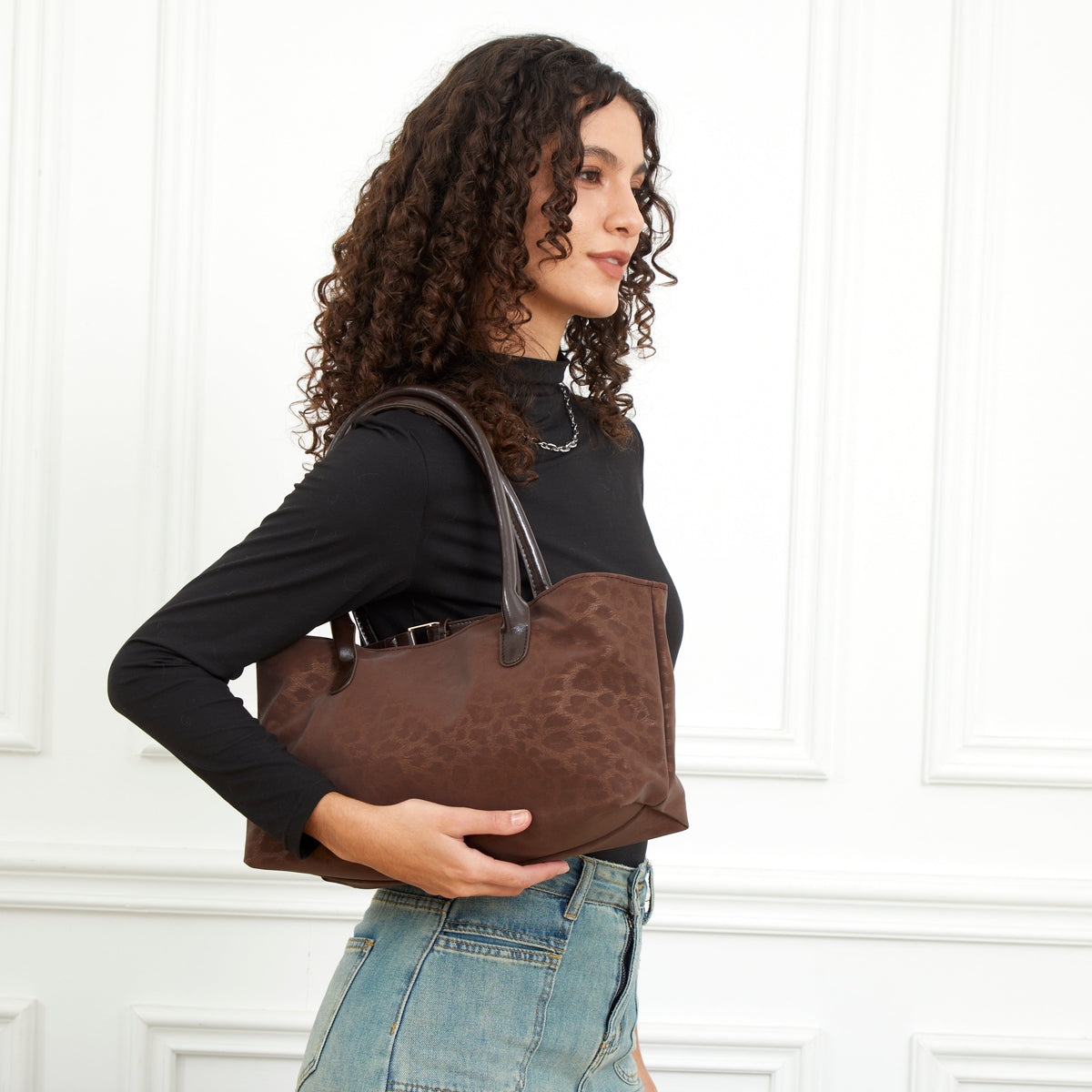 The Valentina Satchel Bag — view 22
