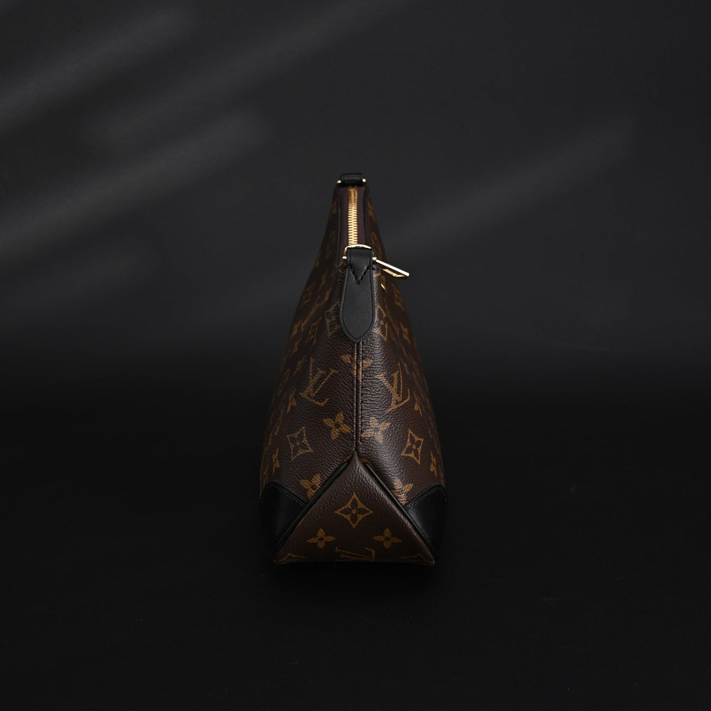 Louis Vuitton Monogram Canvas Pochette Shoulder Bag — view 12
