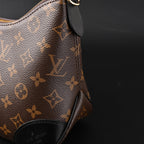Louis Vuitton Monogram Canvas Pochette Shoulder Bag — view 9