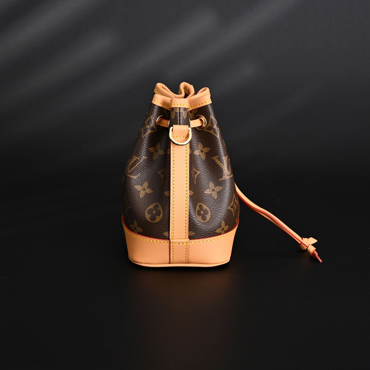 Louis Vuitton Noé Bucket Bag – Monogram Canvas with Natural Leather Trim — view 7