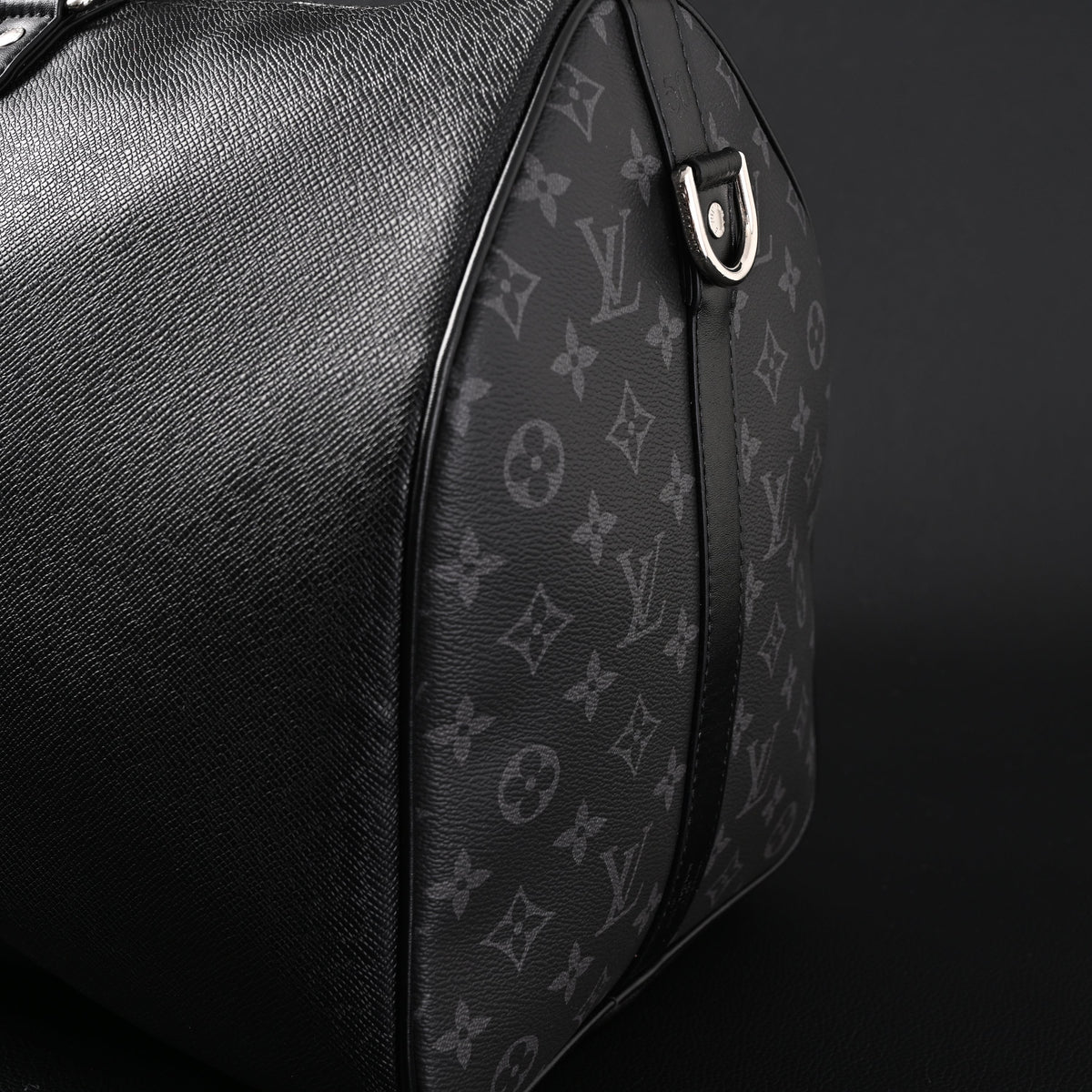 Louis Vuitton Keepall Bandoulière 50 – Monogram Eclipse Canvas Travel Bag — view 13