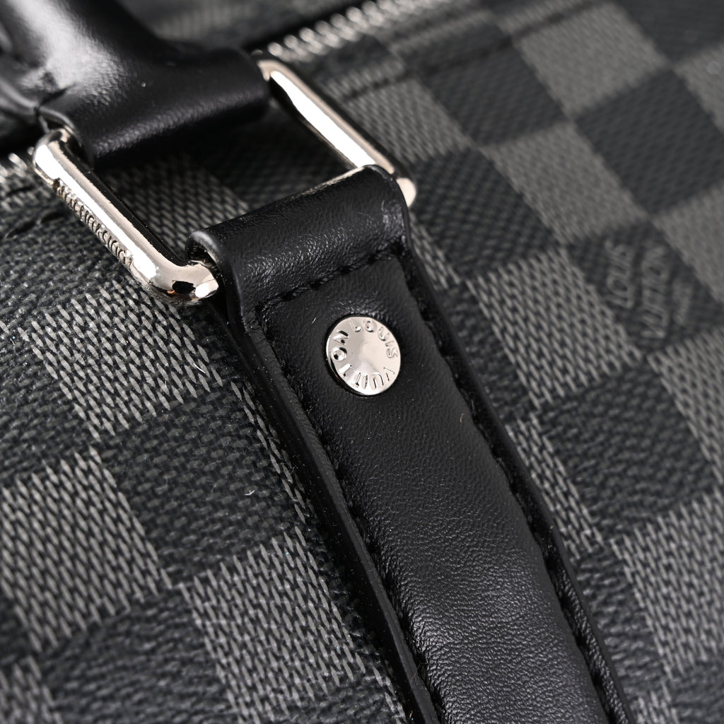 Louis Vuitton Keepall Bandoulière 45 Damier Graphite Canvas Travel Bag — view 17