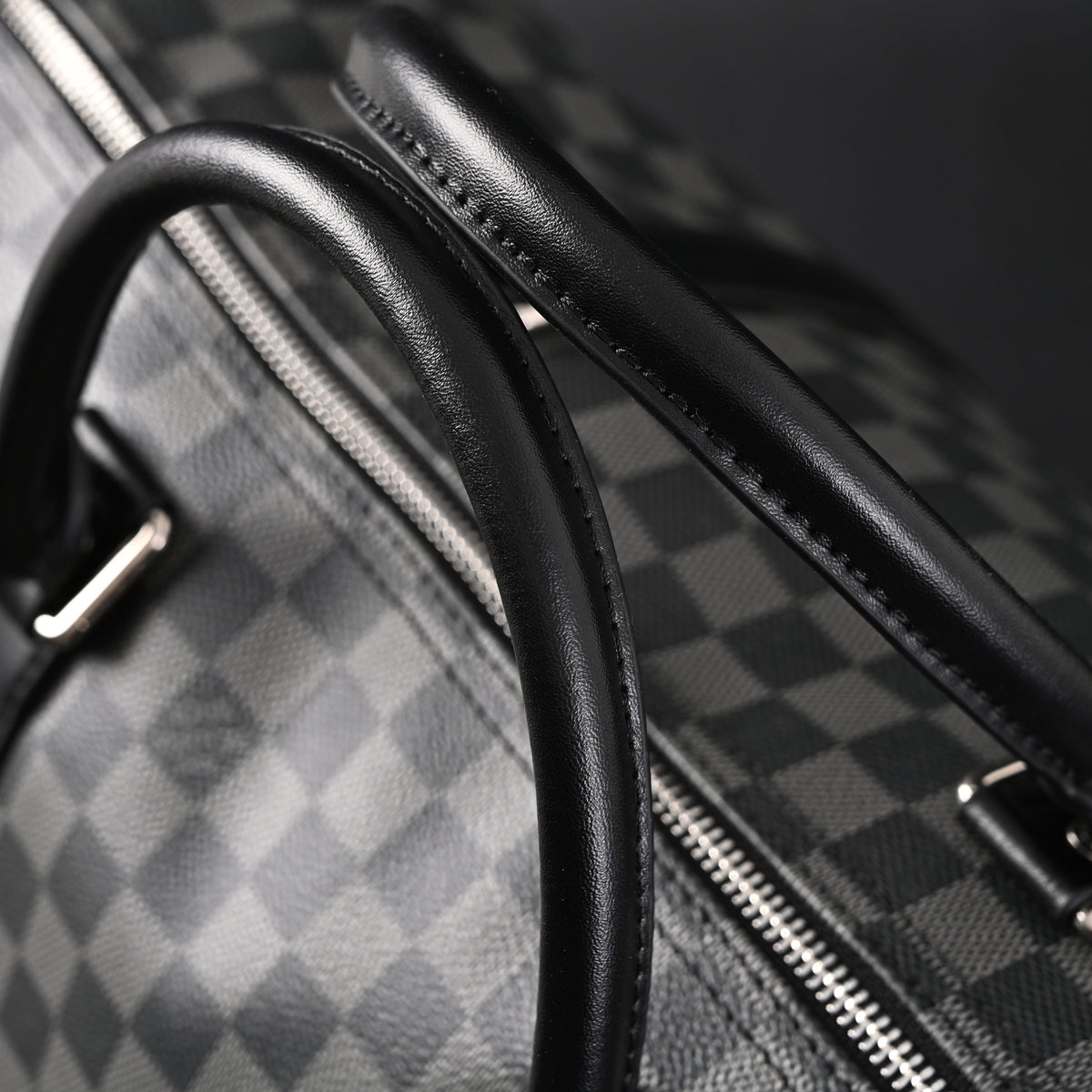Louis Vuitton Keepall Bandoulière 45 Damier Graphite Canvas Travel Bag — view 7