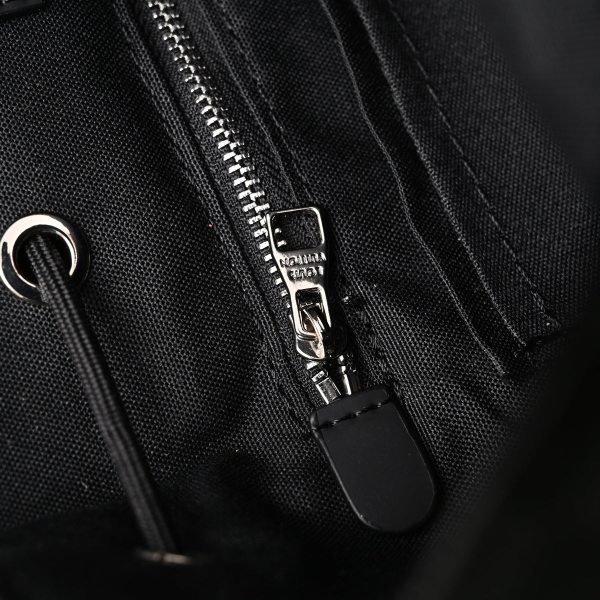 Louis Vuitton Michael Backpack Damier Graphite — view 18