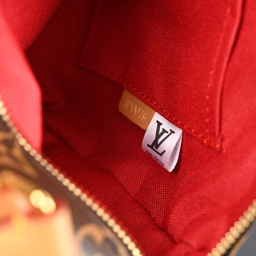 Louis Vuitton Speedy Bandoulière 25 Monogram Canvas Handbag — view 14