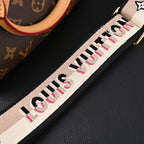 Louis Vuitton Speedy Bandoulière 25 Monogram Canvas Handbag — view 3