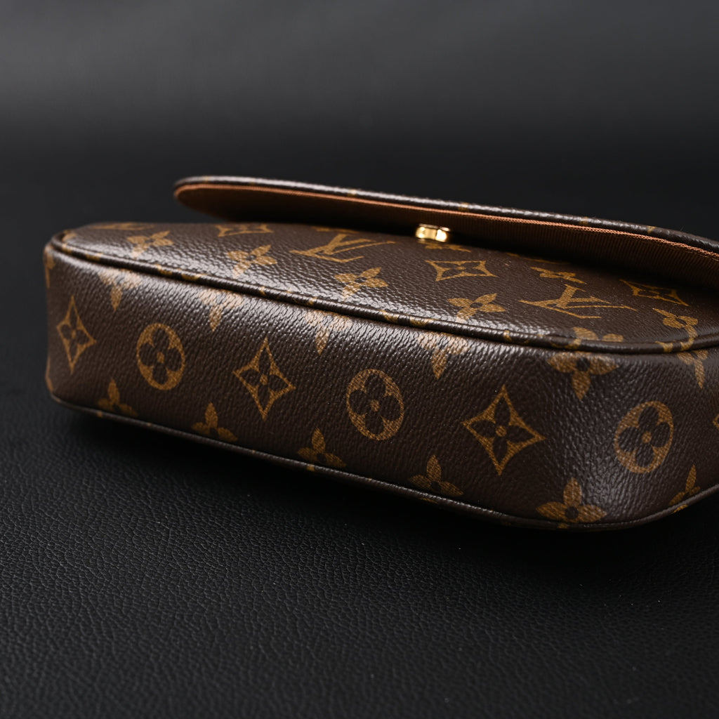Louis Vuitton Félicie Pochette Monogram Canvas Chain Wallet — view 11